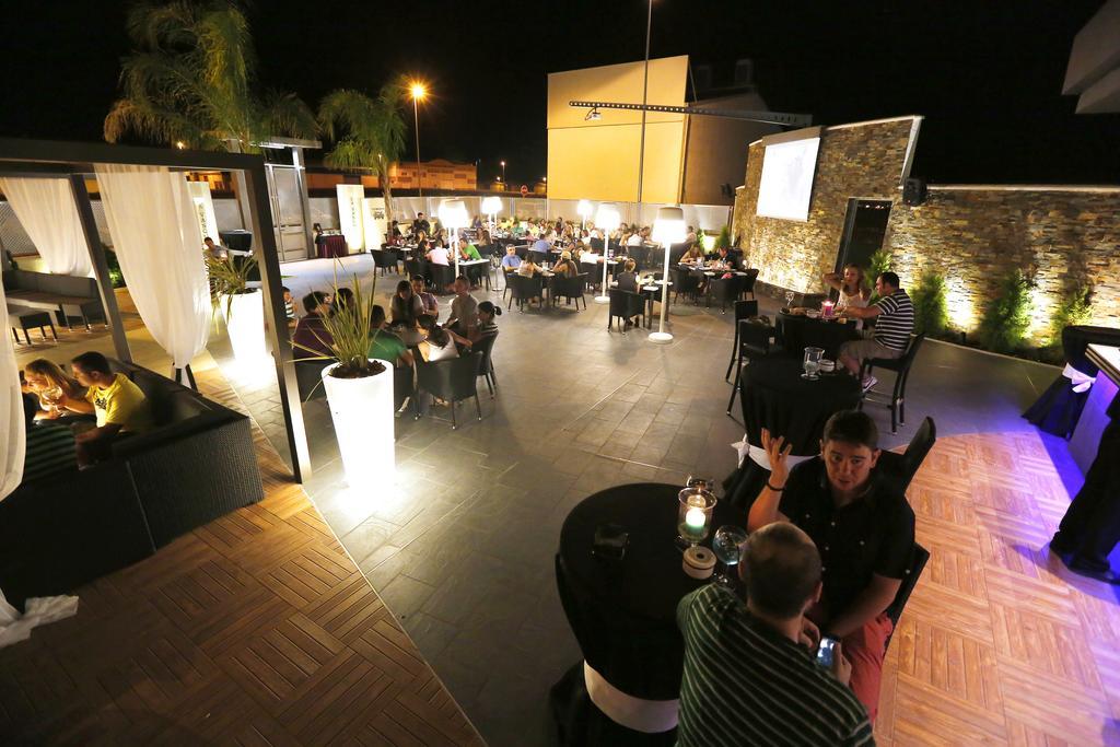 Hospedium Hotel Triana Miajadas Εξωτερικό φωτογραφία